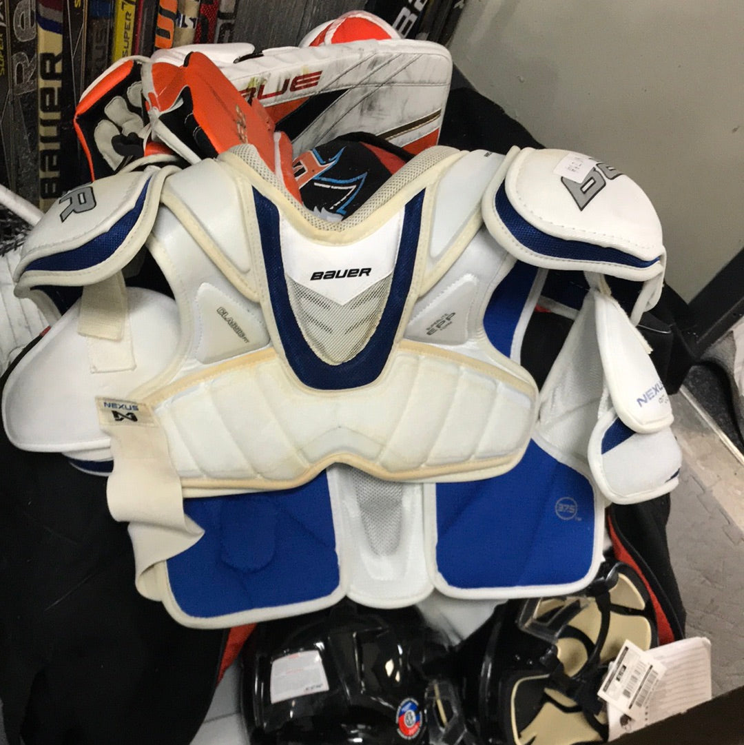 S4 Used Bauer Nexus 8000 White Shoulder Pads Medium Never Made It