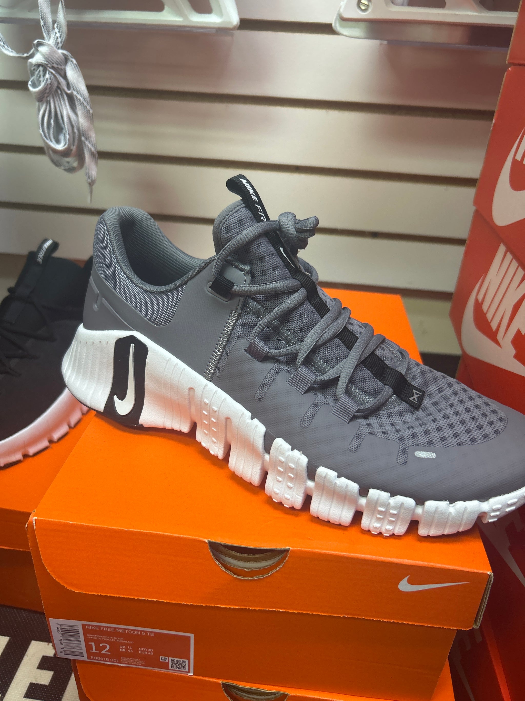 Nike Free Metcon 5 Sneakers Pro Stock Shoes – Never Made It  display picture 1